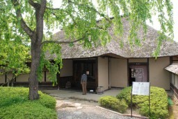 和田英の生家で国指定重要文化財の旧横田家住宅