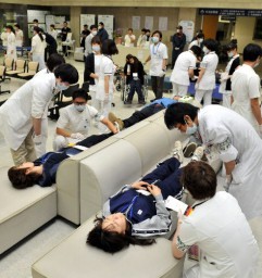 公立富岡総合病院で行われた多数傷病者対応訓練