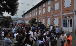 世界遺産推薦が決まり、多くの観光客が訪れている富岡製糸場